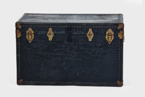 White Plains Trunk