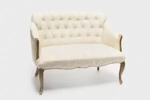 Rion Settee